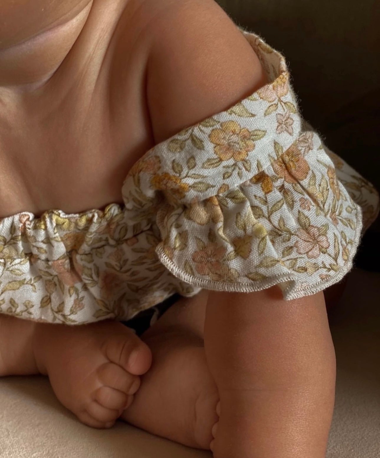 FLORAL COTTON FRILL TOP