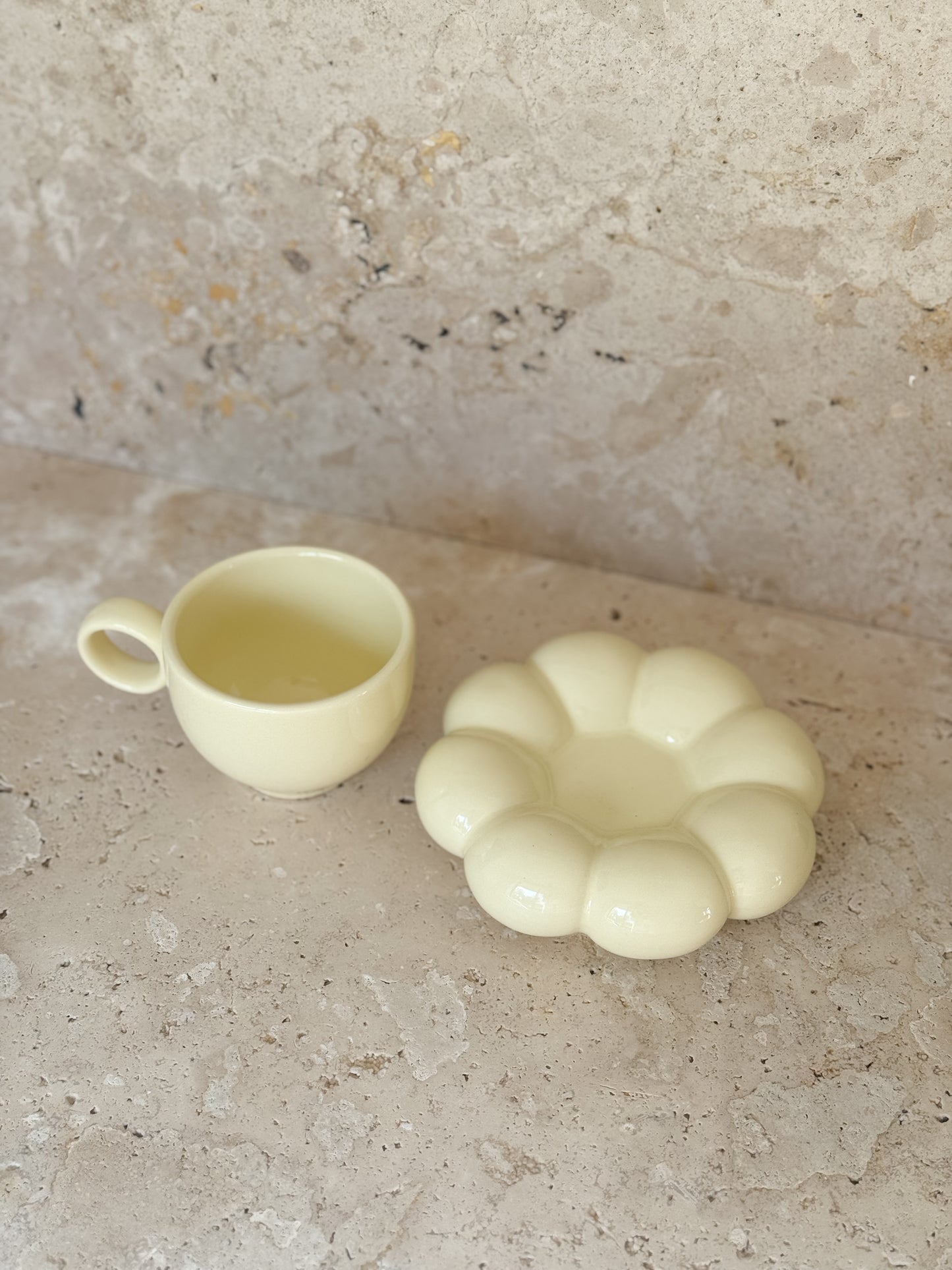 LOTTIE MUG & SAUCER