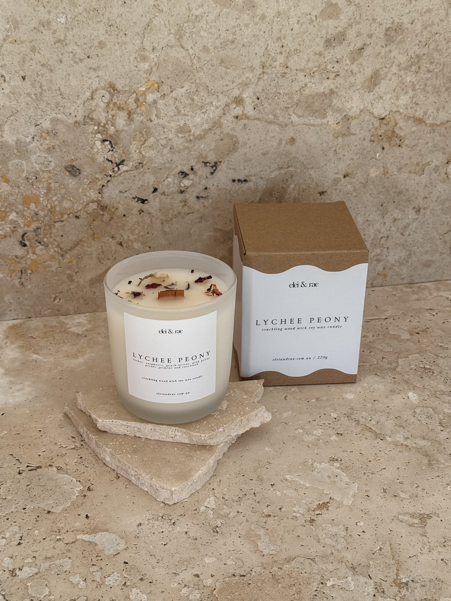 SIGNATURE CANDLE COLLECTION