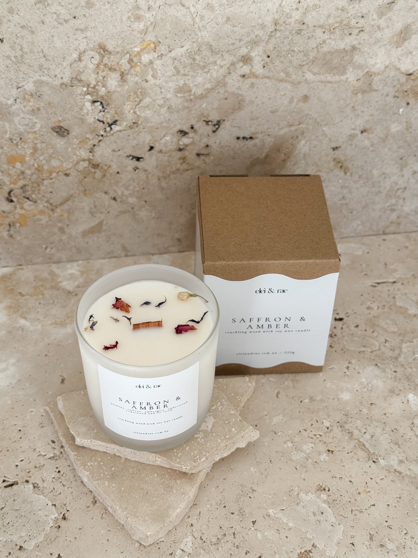 SIGNATURE CANDLE COLLECTION