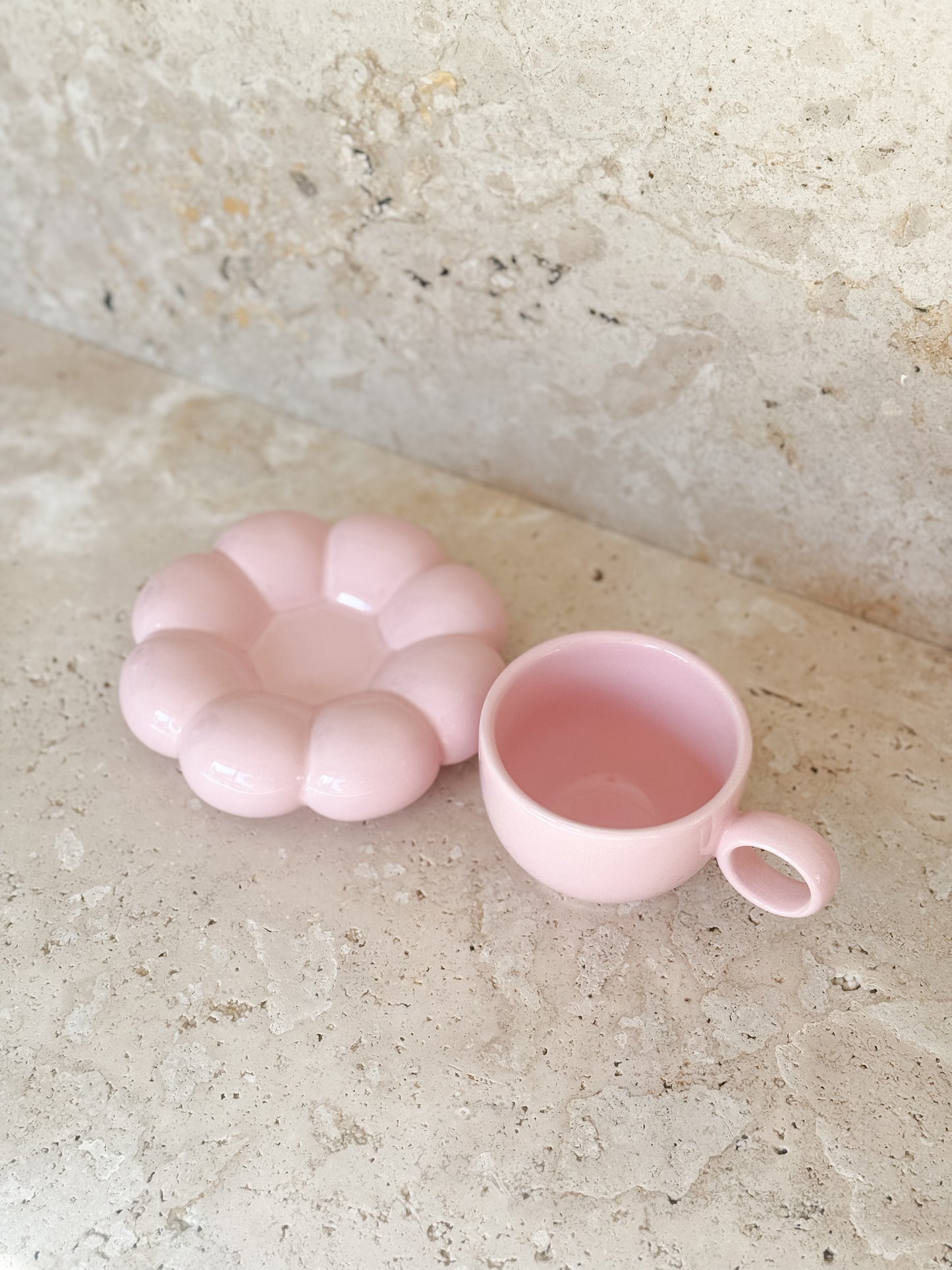 LOTTIE MUG & SAUCER